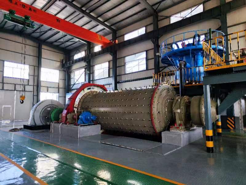 Qingdao Qingzhong Makinarya atbp Pangkalahatang Proyekto ng Pagkontrata Zhaoyuan Xindongzhuang 2,000-tonelada araw-araw na halaman sa pagproseso ng ginto